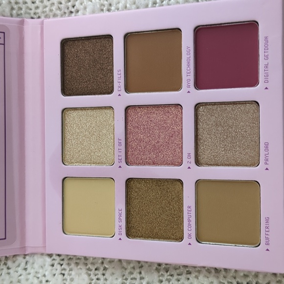Half Caked Your Eyes Only 9 Pigment Palette, 13.5g/0.38oz - Picture 6 of 11